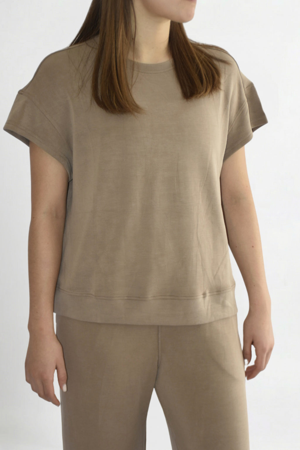 CASUAL T-SHIRT