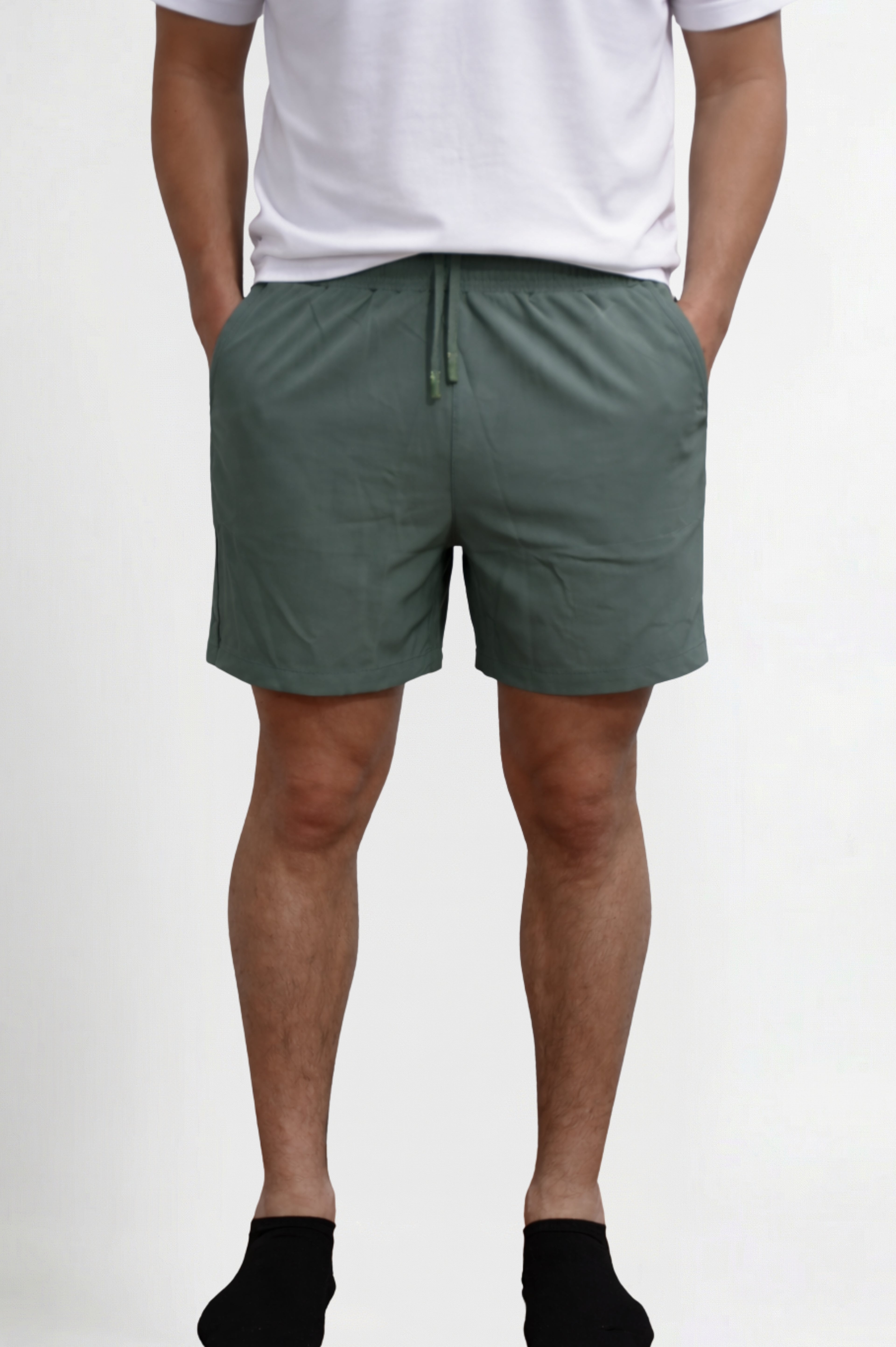 CLASSIC SHORT - FOREST GREEN