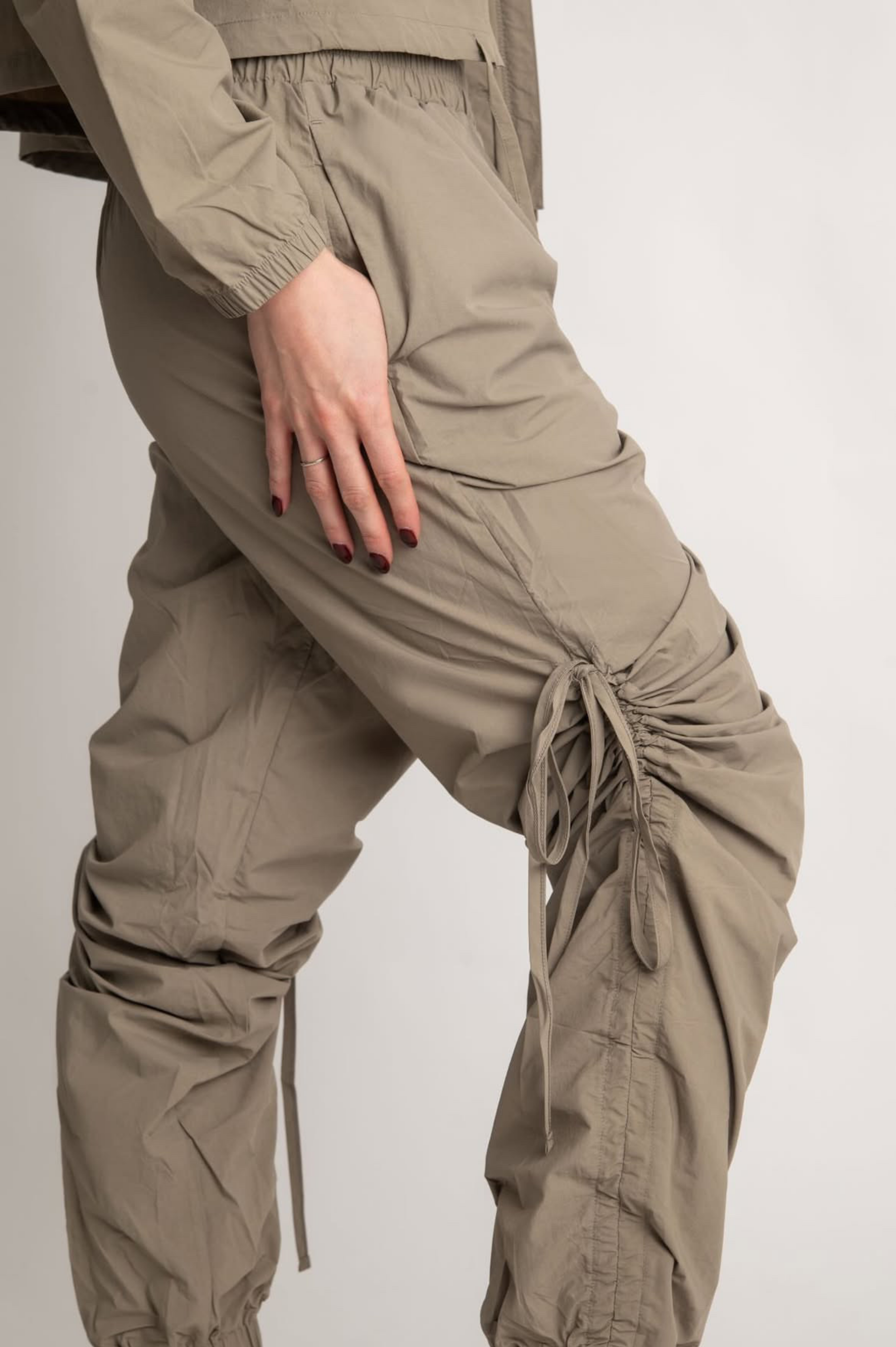 BAGGY JOGGER PANTS