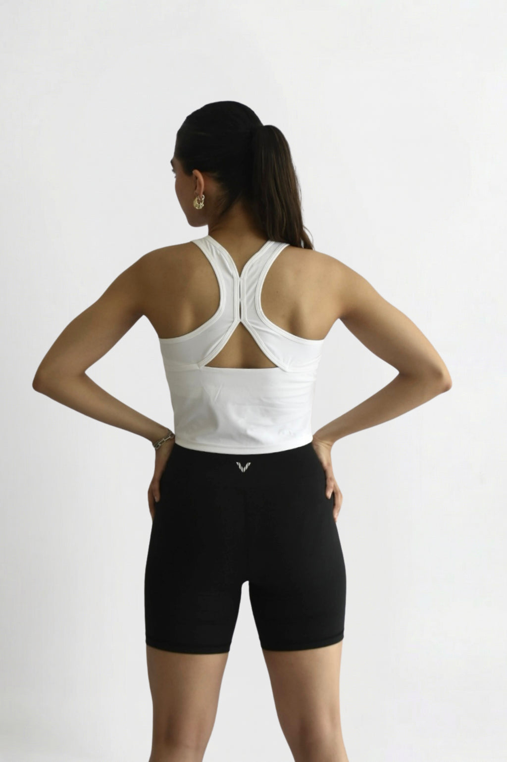 TRAIN TOP