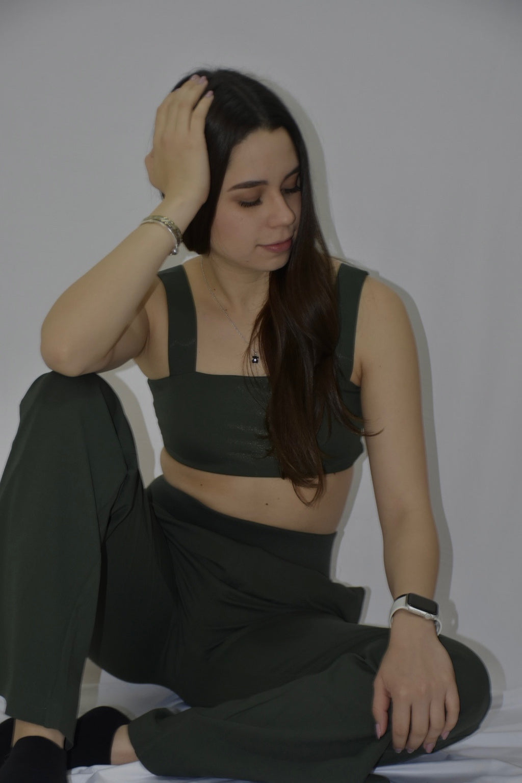 SOLID SQUARE SPORTS BRA