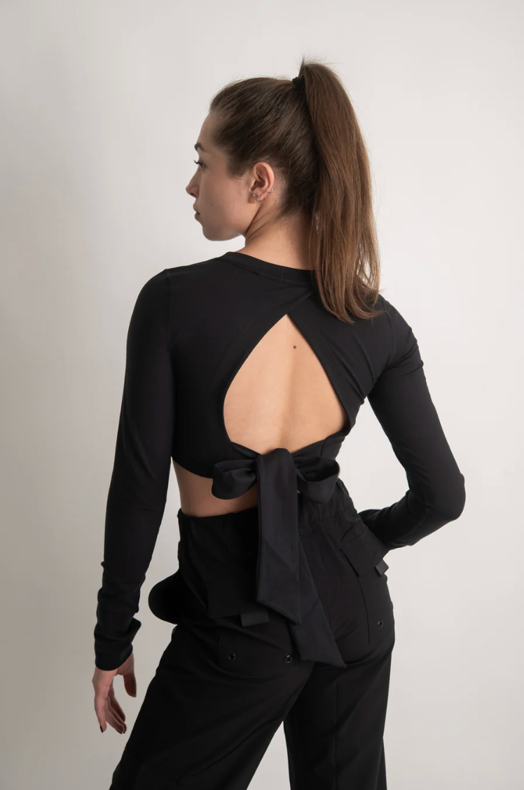 LONG SLEEVE TOP