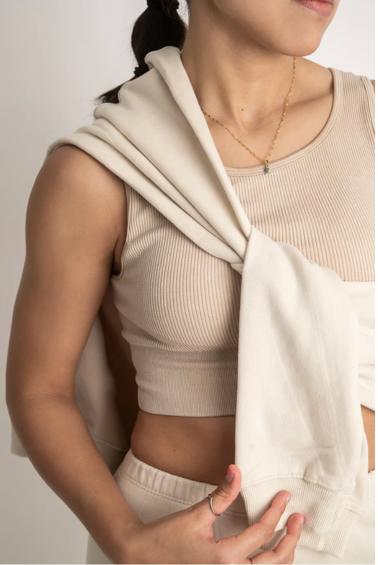 SEAMLEES TOP